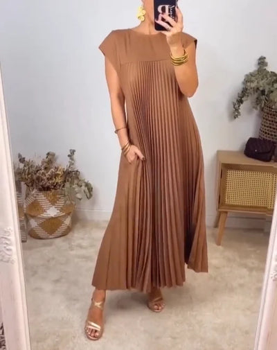 Edith™ Pleated Midi Dress
